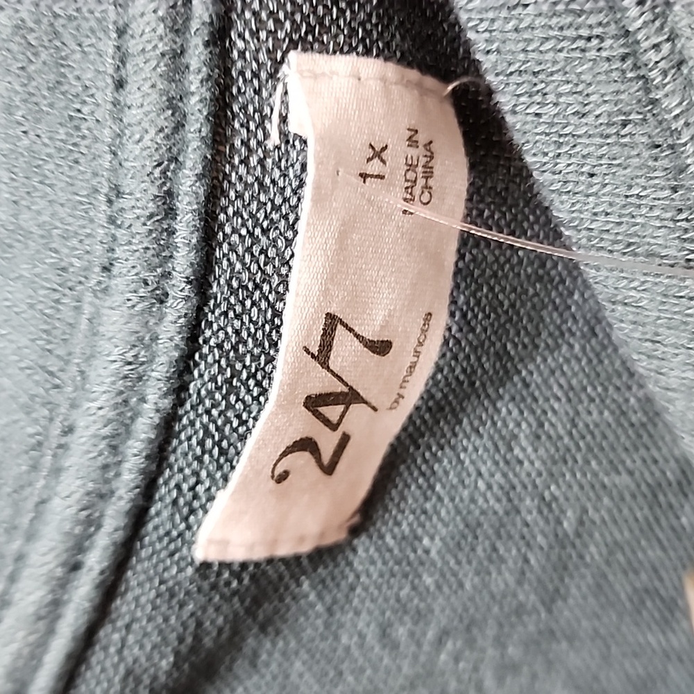 ✨️Maurice's Twist Front Sweater NEW✨️ - Picture 5 of 6